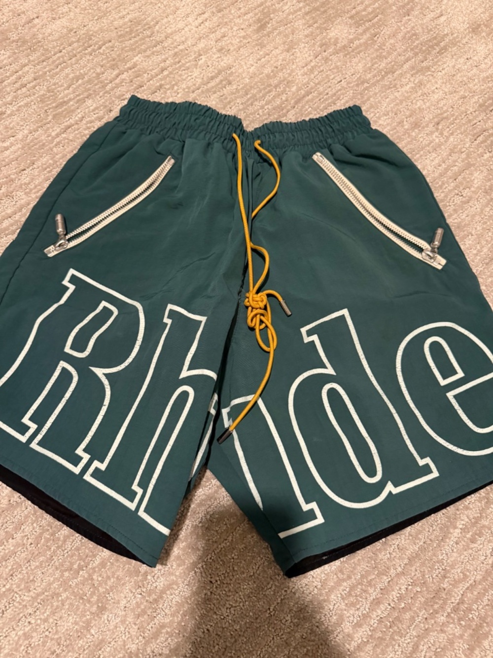 Rhude t shirt plus free rhude shorts - Picture 3 of 3
